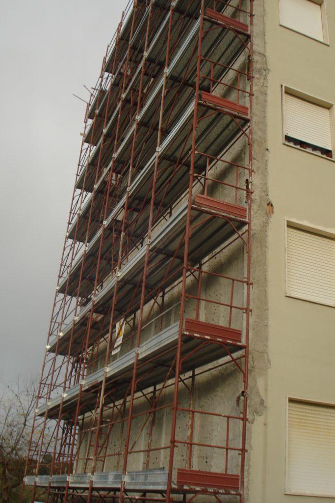 Cappotto termico edifici residenziali Cantinella